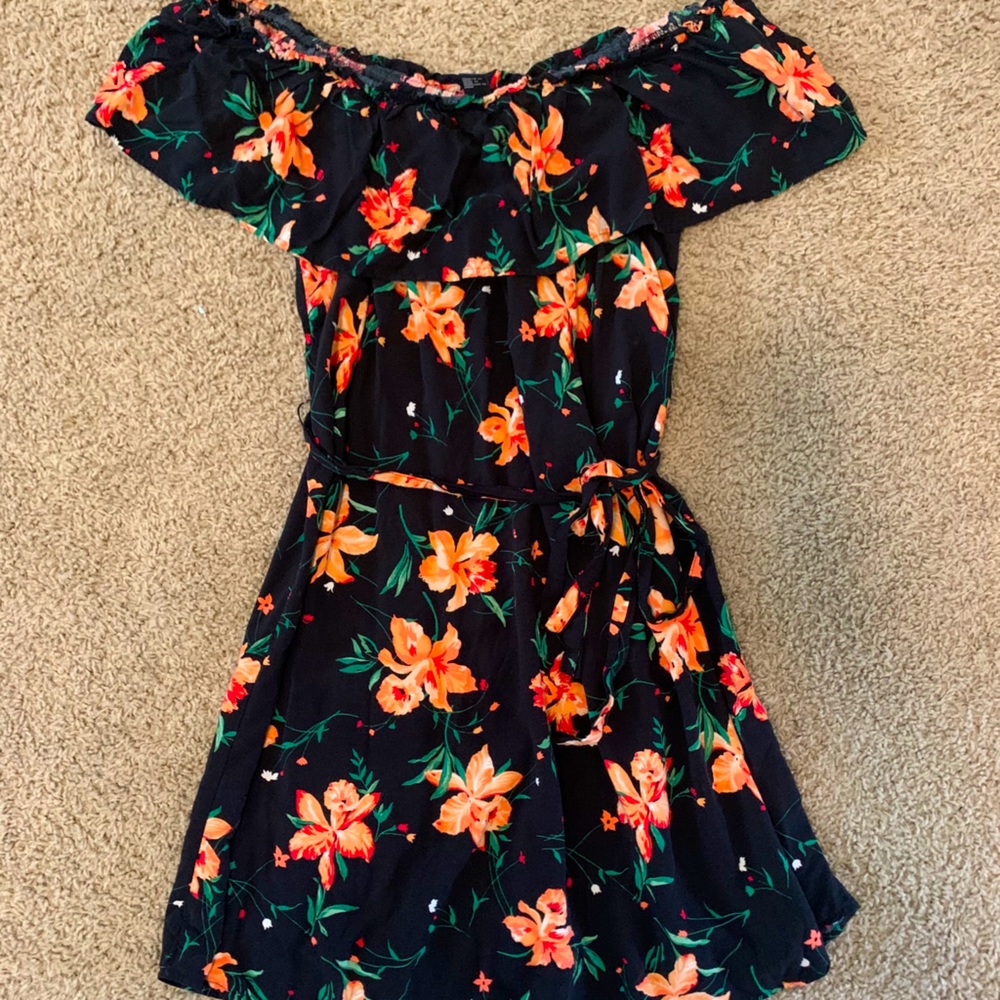 Forever 21 Contemporary floral dress